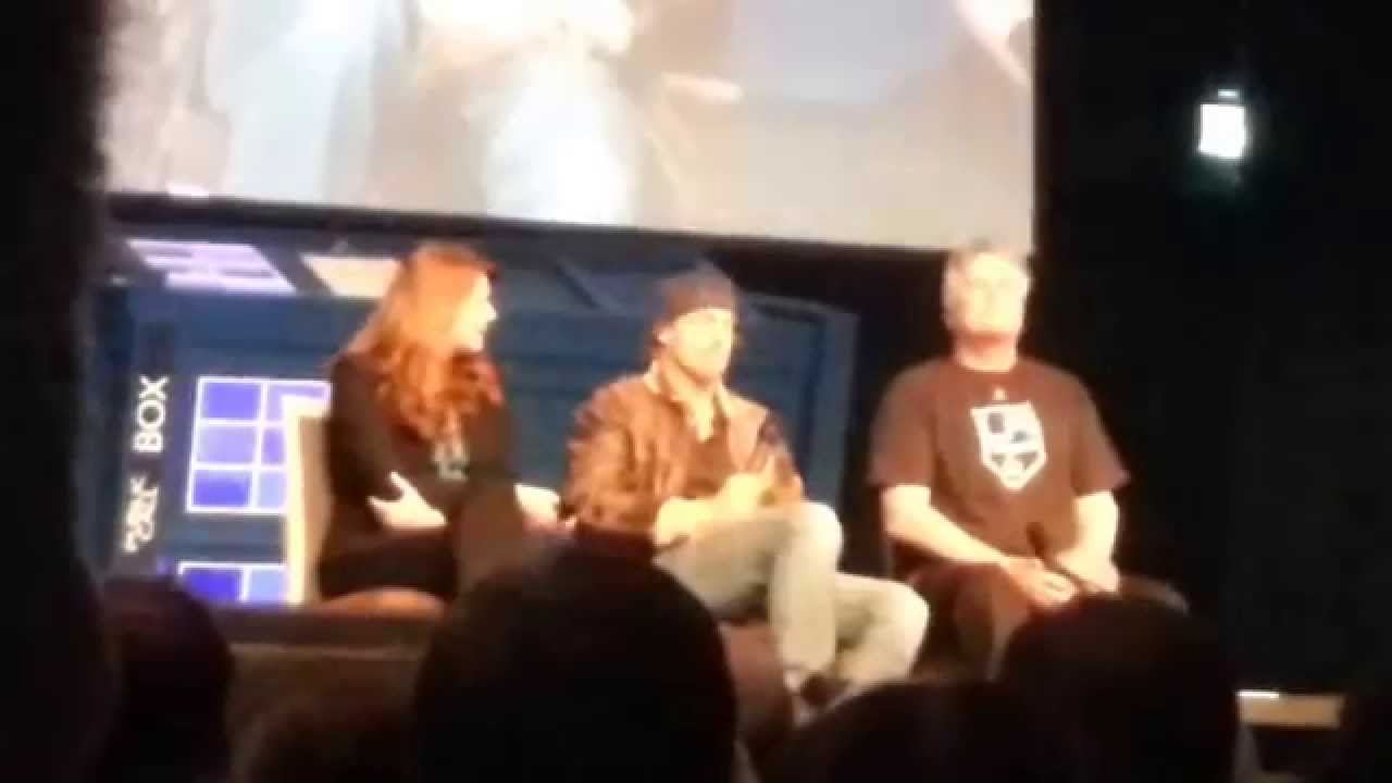 FedCon 23 - Brunette or blonde?