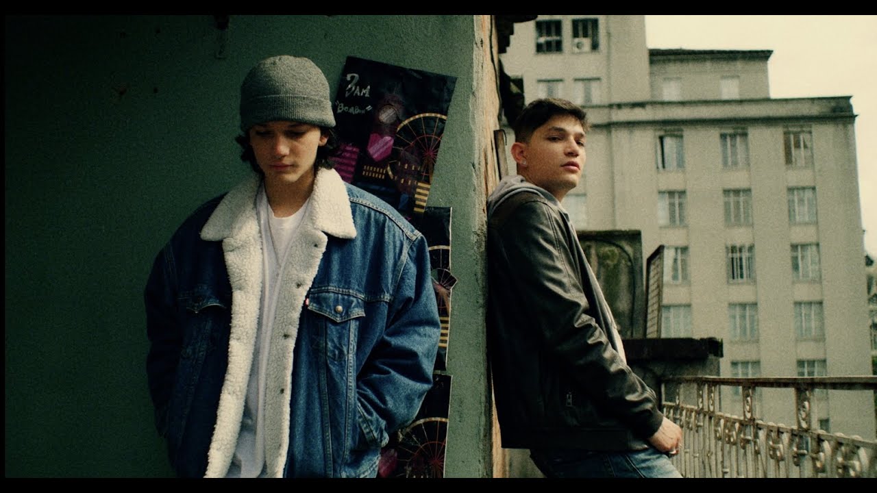 3AM - Bombón (Video Oficial) | Love City