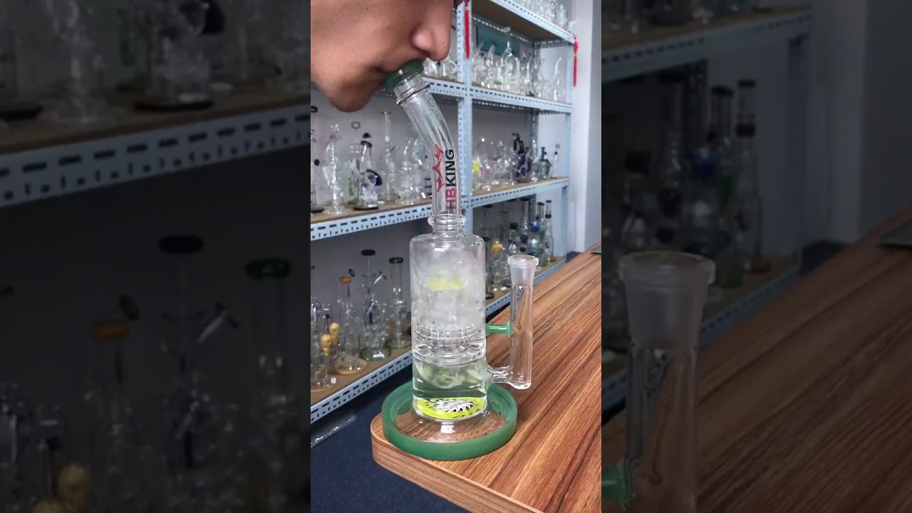 C15 Rasta Showerhead percolator glass water pipe wholesaler