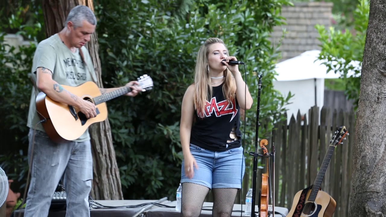 Michelle Lambert performs Run, Run, Run at Robin's Nest House Concert 2019