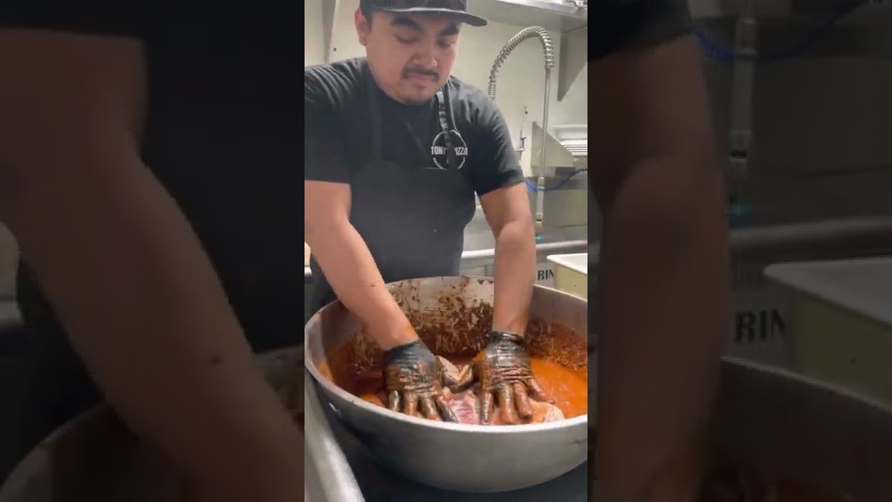 Como marinar pollo para asar al carb&oacute;n