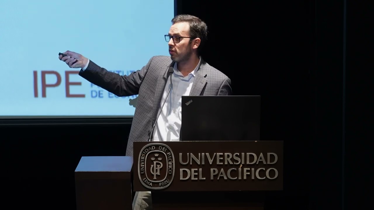 Macroeconomía en Acción 2023-II: Diego Macera, Director del BCRP y el IPE