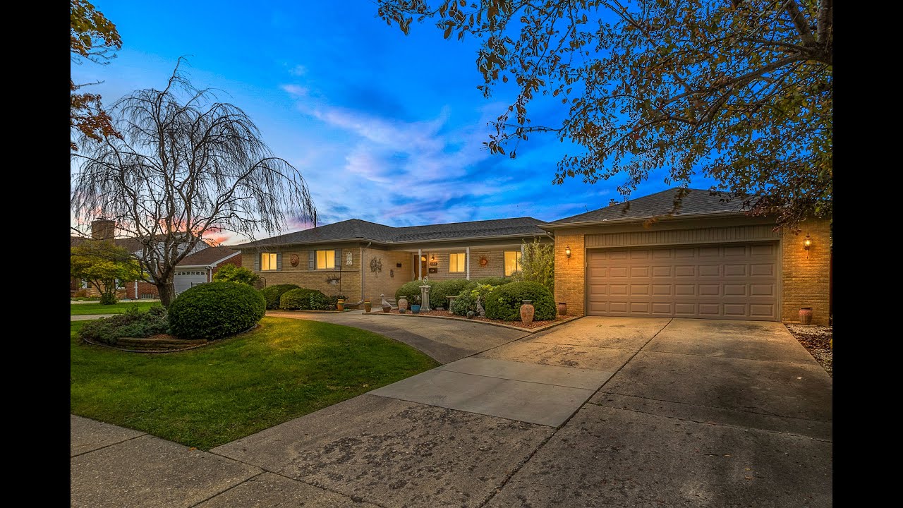 Beautiful Ranch in St Clair Shores For Sale! 21235 Madison Street St Clair Shores MI 48081