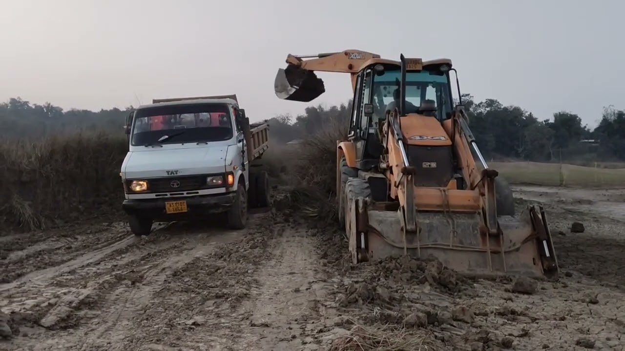 JCB 3dx  making farming land loading mud in Tata two 407 truck  | JCB machine | JCB video 