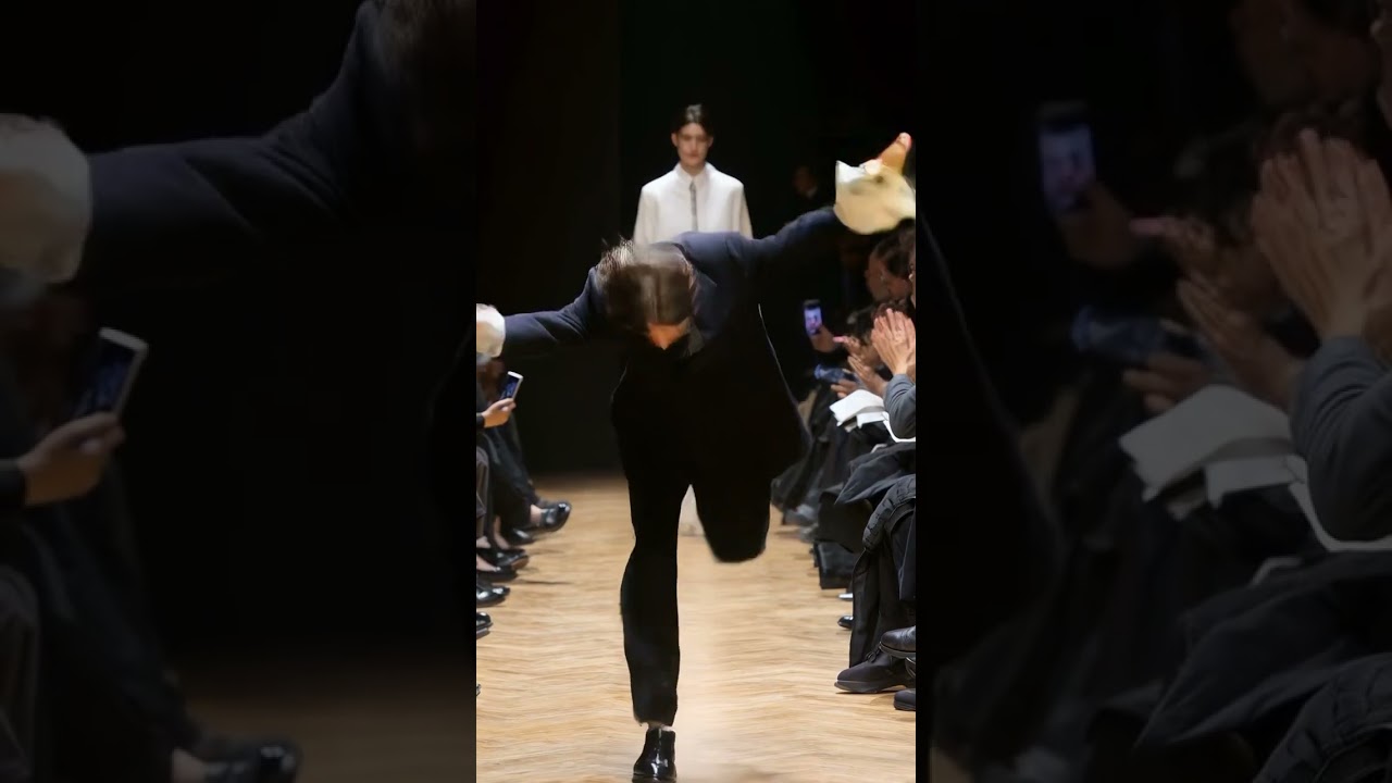 Male Ai model makes funny acrobatic move on the catwalk #model #fail #funny