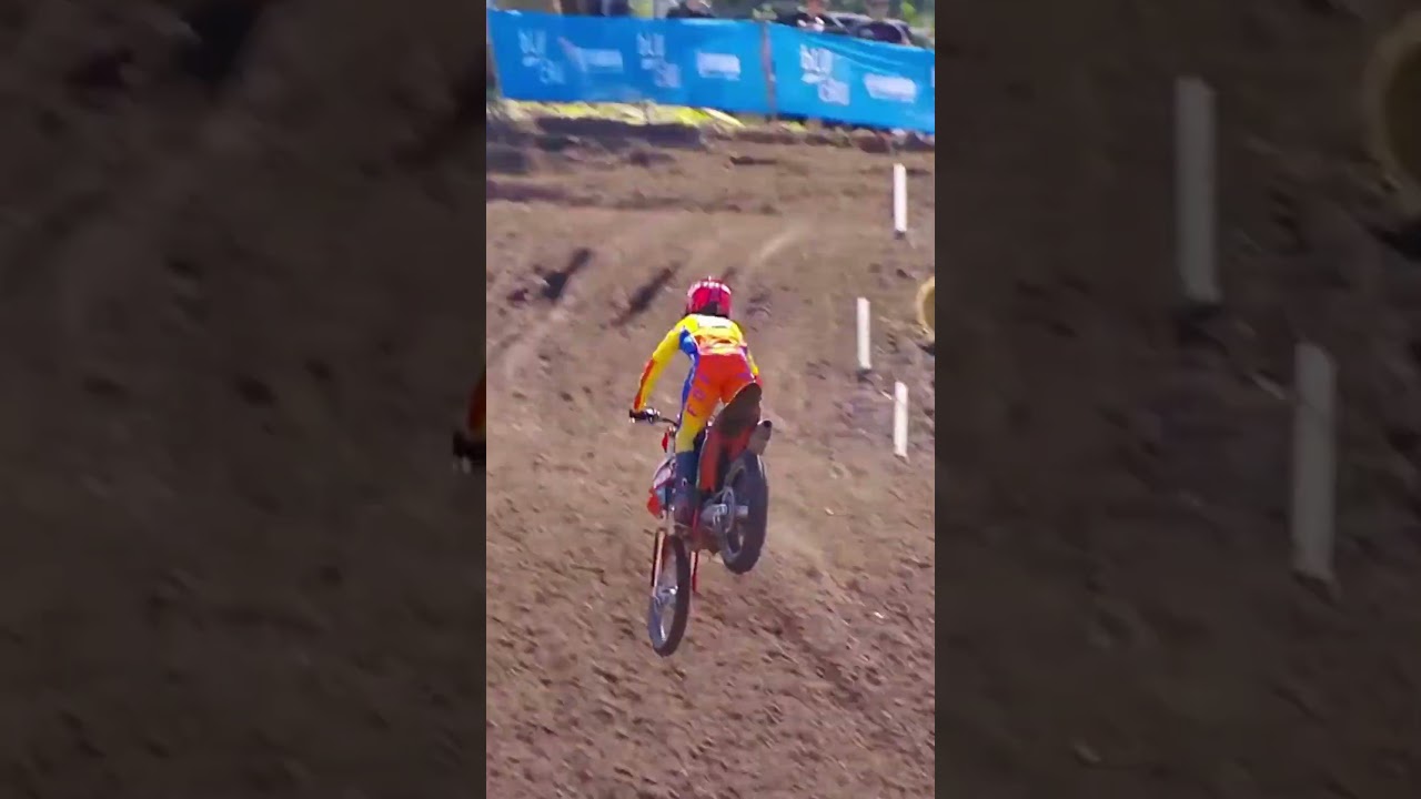 🤕 🤕 🤕 #mx #mxcrash #mxgp #motocross #mxshorts #crash #dirtbike #dirtbikes #dirtbikeshorts