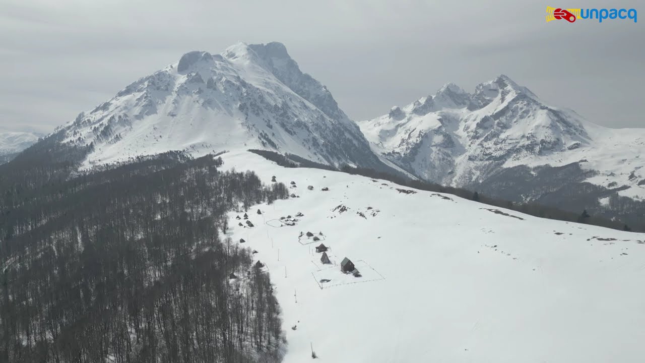 Komovi pod snijegom, Crna Gora