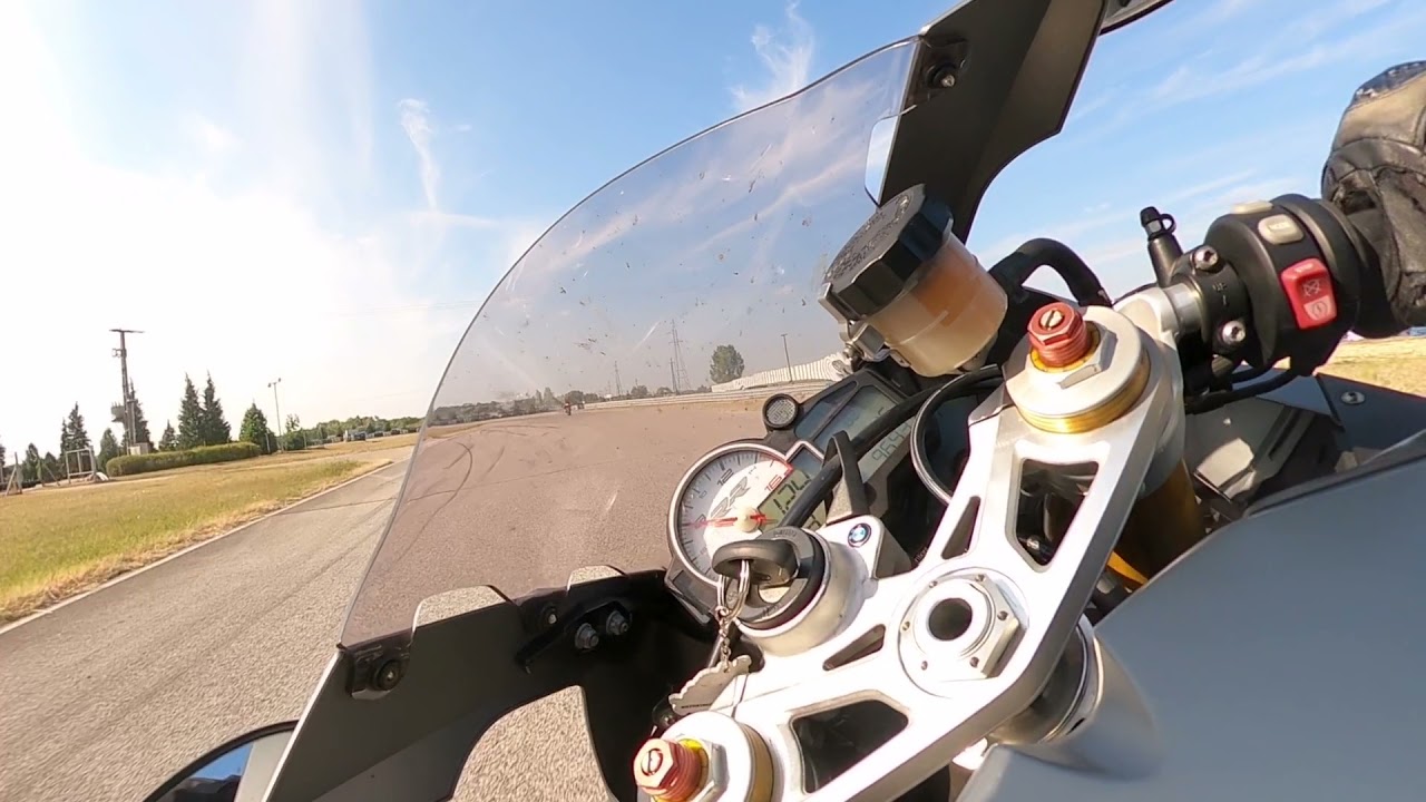 Euroring 2021.09.14 - Ducati Panigale 899 kergetése egy BMW S1000RR-el