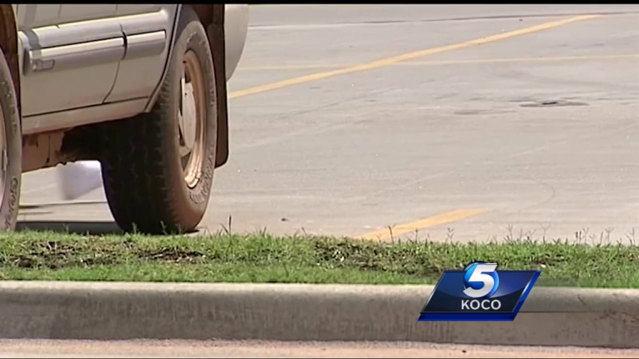 Metro woman attacked in grocery store parking lot assault