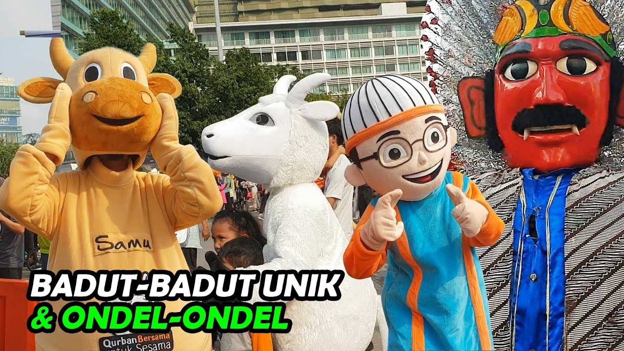 Badut LUCU dan UNIK juga ondel2 di cfd jakarta
