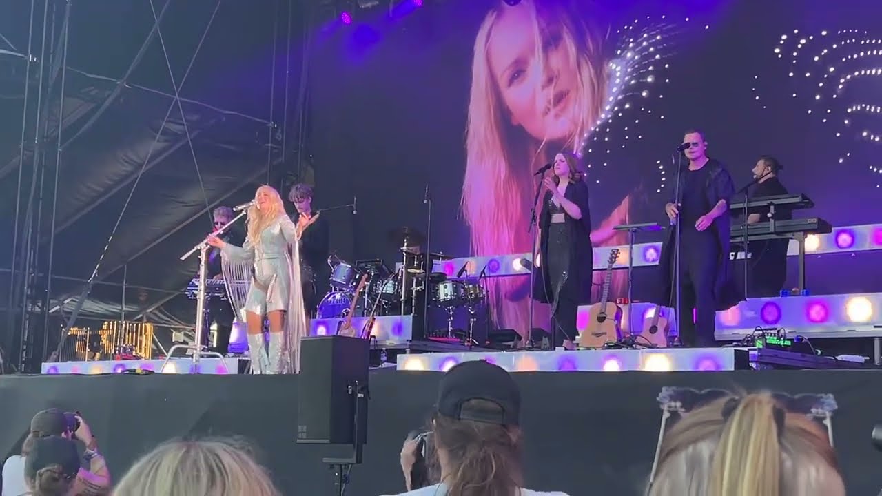 Anna Puu - Prince live Suomipop Festivaali 2023 Jyväskylä