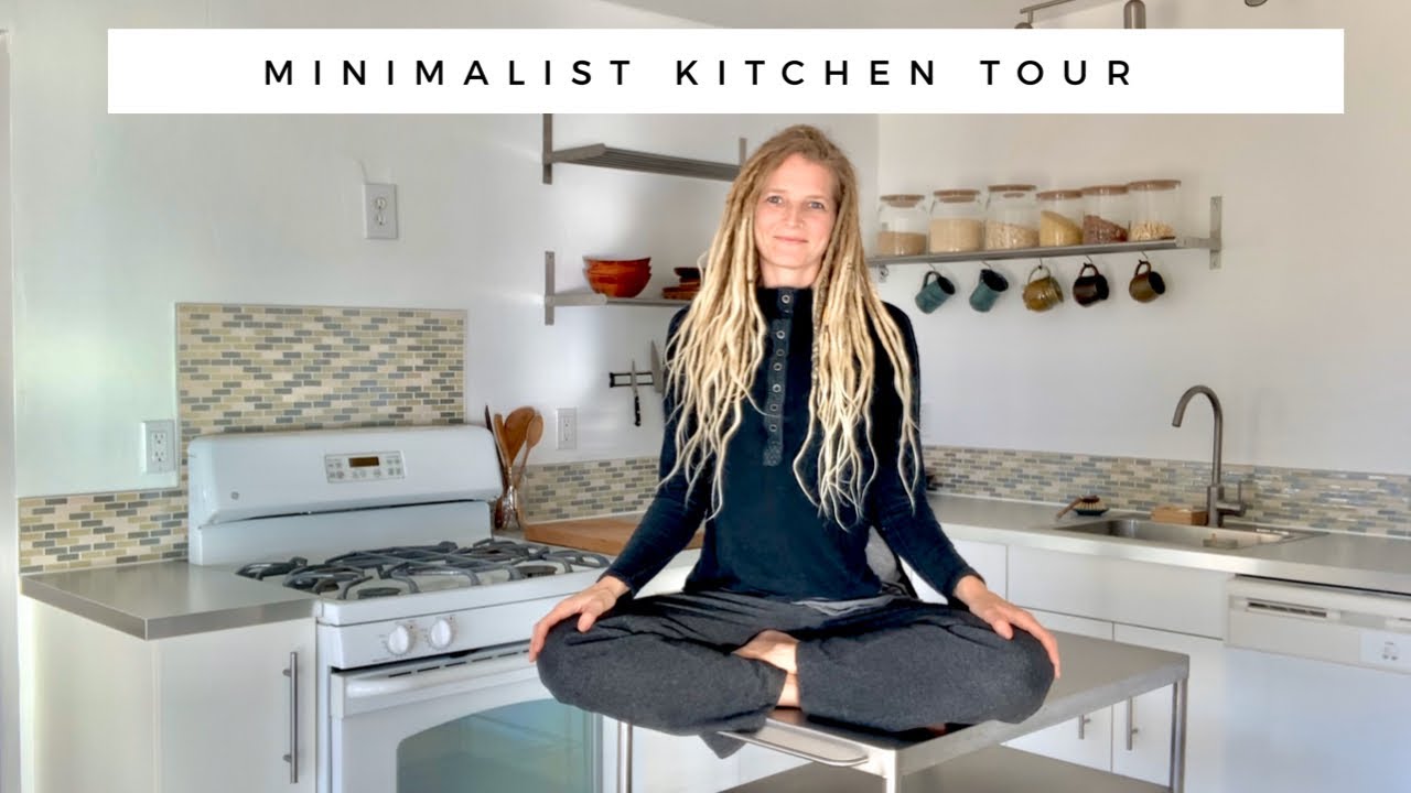 MINIMALISM | Kitchen Tour | Zero Waste, Minimal Kitchen