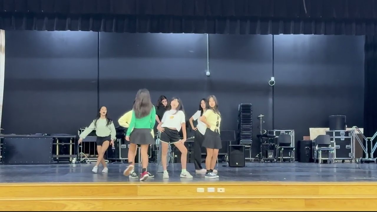 Friday 6pm class [LeSserafim - spaghetti performance]