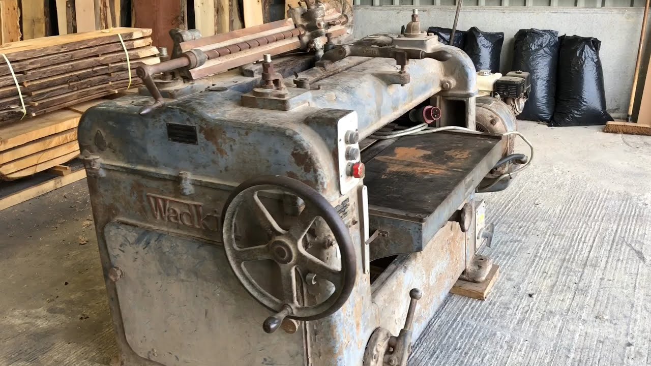 30”  Wadkin Thicknesser new addition to the workshop!