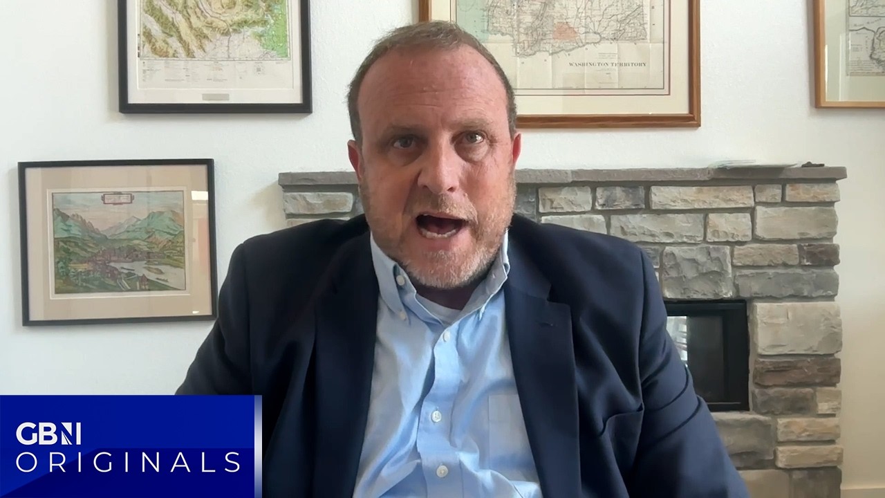 Anti-white discrimination in police & NHS is ABHORRENT - Expert