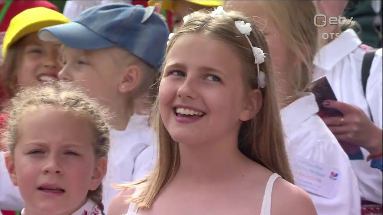 Naerulohkudega maailm / Laulupidu 2019