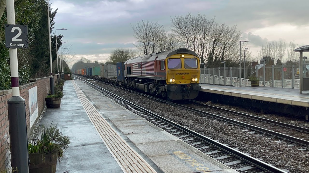 Freightliner 60 “Spirit of '69” 66501 4E24 with 46 containers 15;52 Lea Road 11/2/2026