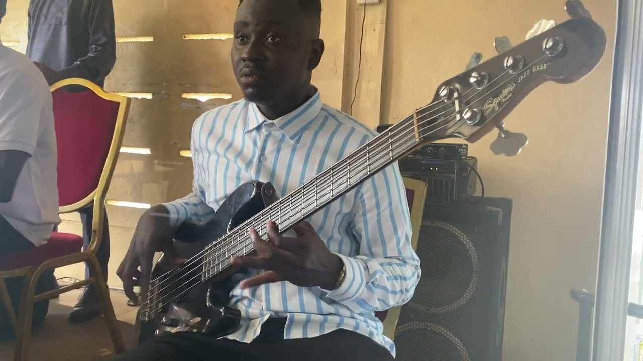 Great Is Our Lord God Bass Play by Kwame Thinker 🔥🔥🎸🎸🎸