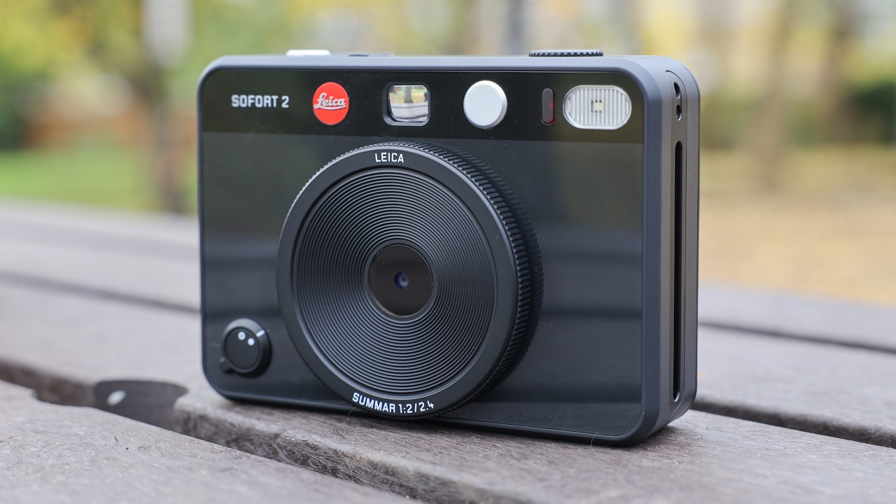 Обзор Leica Sofort 2: премиальная гибридная моментальная камера
