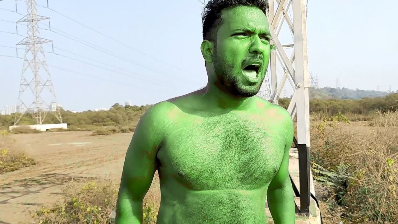 #Superheroes Hulk Vs Banana thief !