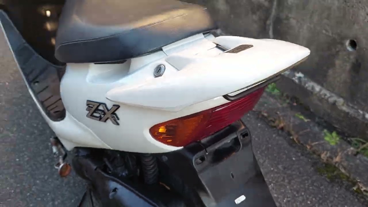 ライブディオzx　中期　クランクベアリング　ピストン　交換　オーバーホールエンジン　始動動画