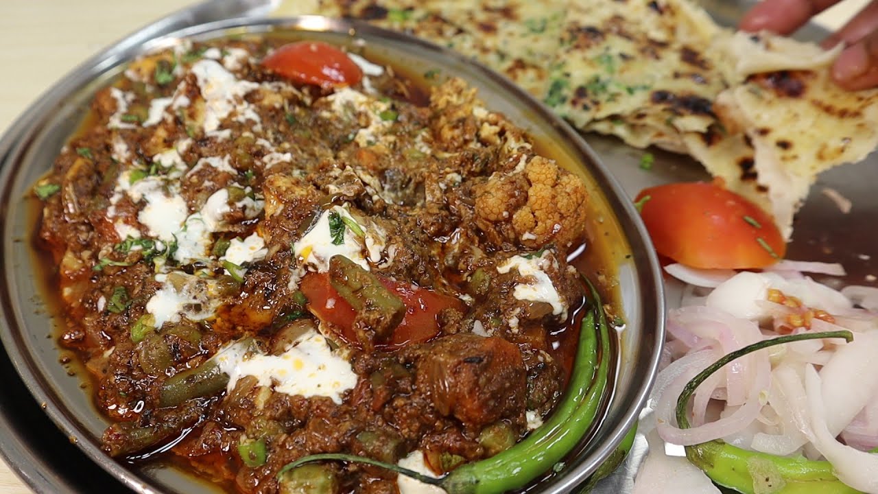 हलवाई स्टाइल मिक्स वेज सब्जी बनाने का बिलकुल आसान तरीका, HALWAI SECRET, Halwai Style Mix Veg Handi