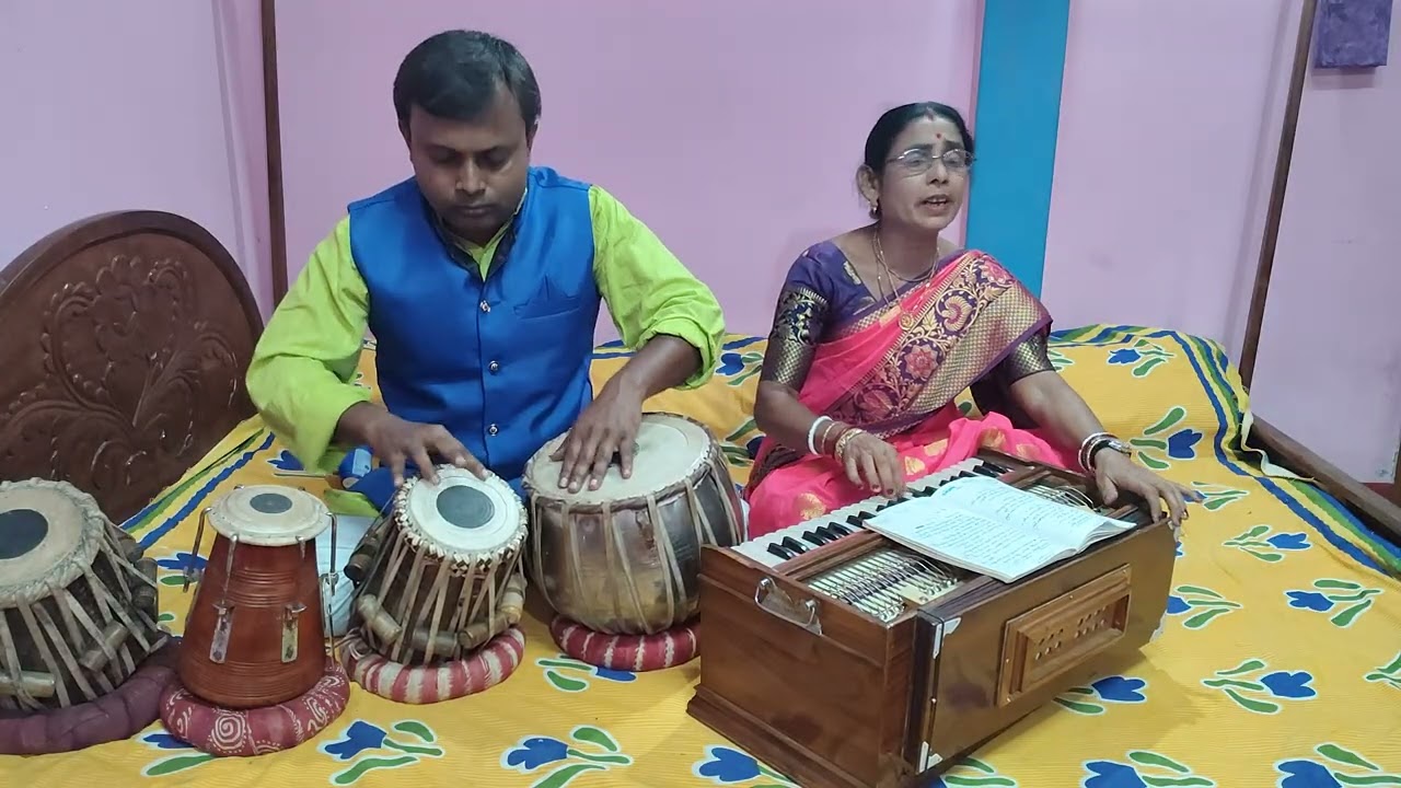 হরির নাম শ্রবনে কত ভক্ত।। শিল্পী কমলা রায়।। #bengalimusic #subscribe #like #bengalisong #song 