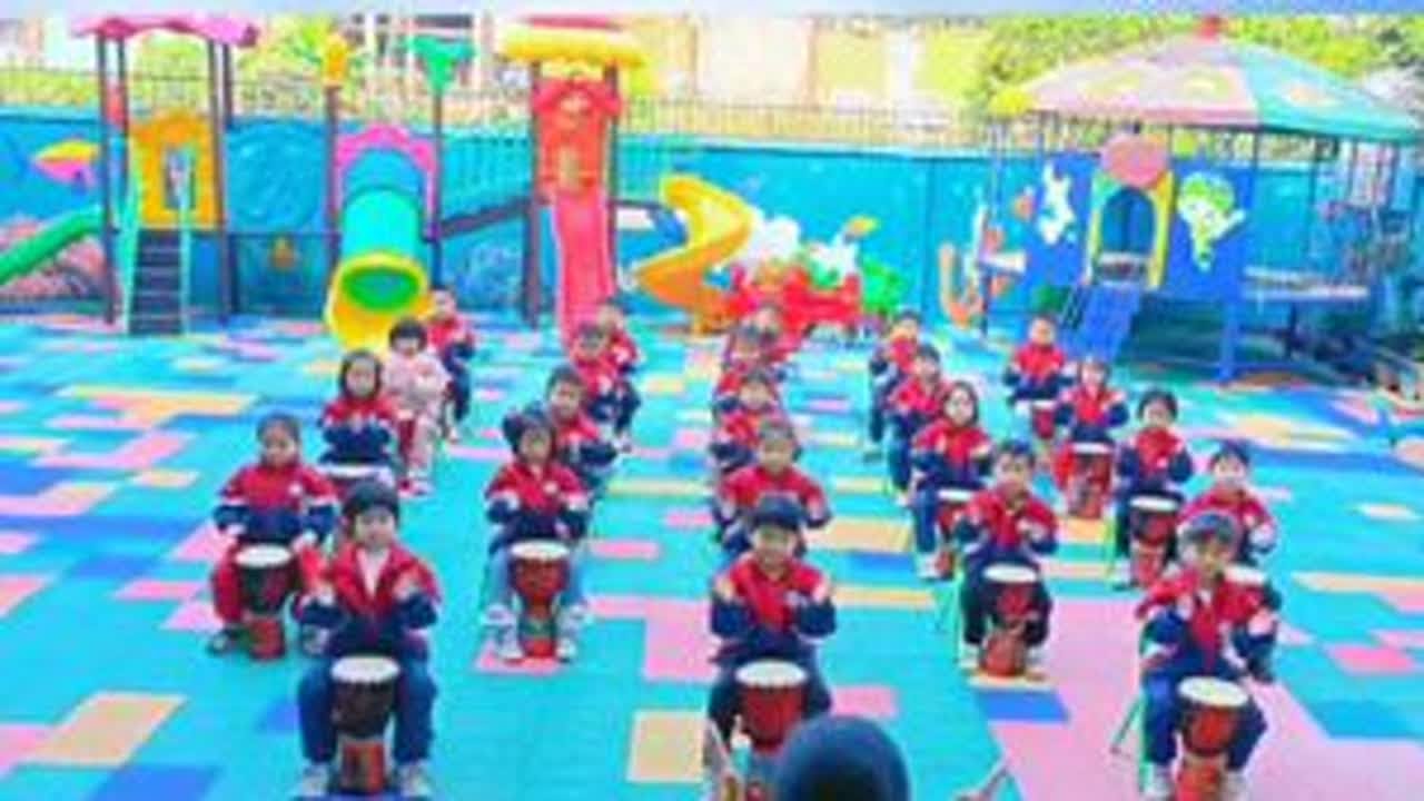 🎉非洲鼓律动《火火火》，愿我们在新的一年里生活越过越红火🔥。#非洲鼓 #幼儿园 #幼儿园里欢乐多 @抖音小助手 @DOU+小助手 @DOU+上热门