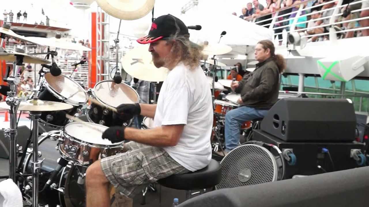 GIMME 3 STEPS ARTIMUS PYLE AND BOB BURNS of Lynyrd Skynyrd fame