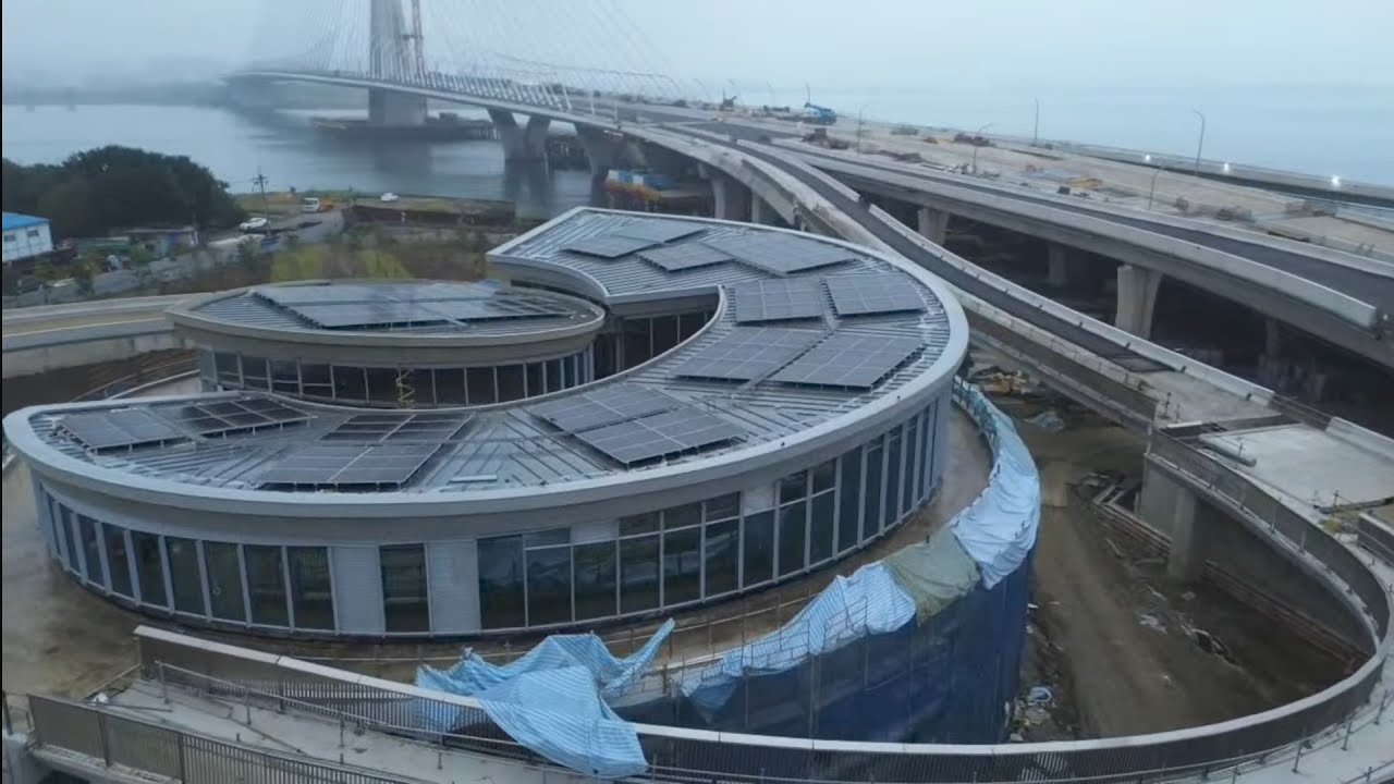 2026.02.16  淡江大橋  今天除夕 似乎都放假了 淡水端行控中心 輕軌鐵軌 施工概況近距觀察 空拍 LIVE 直播