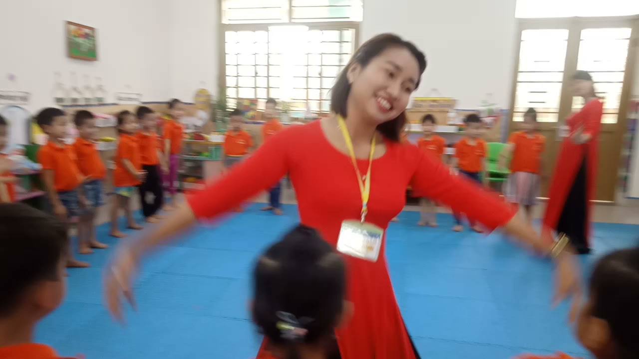 làm quen với chữ cái e -ê