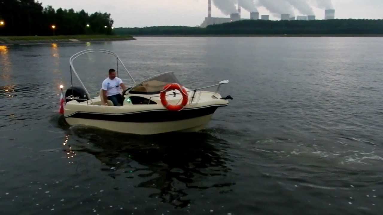 DarMar505 + Mercury 100hp - motorówka kabinowa