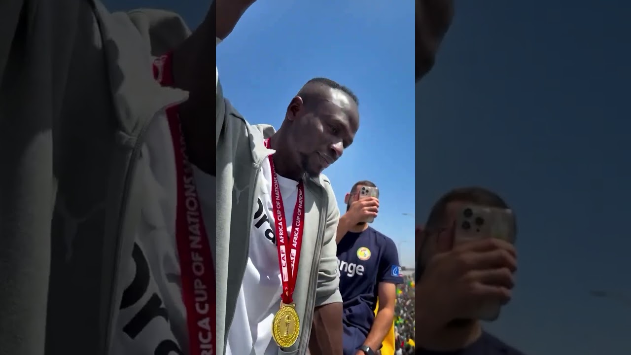 AFCON champions Senegal parades through the city in an open-top bus.    