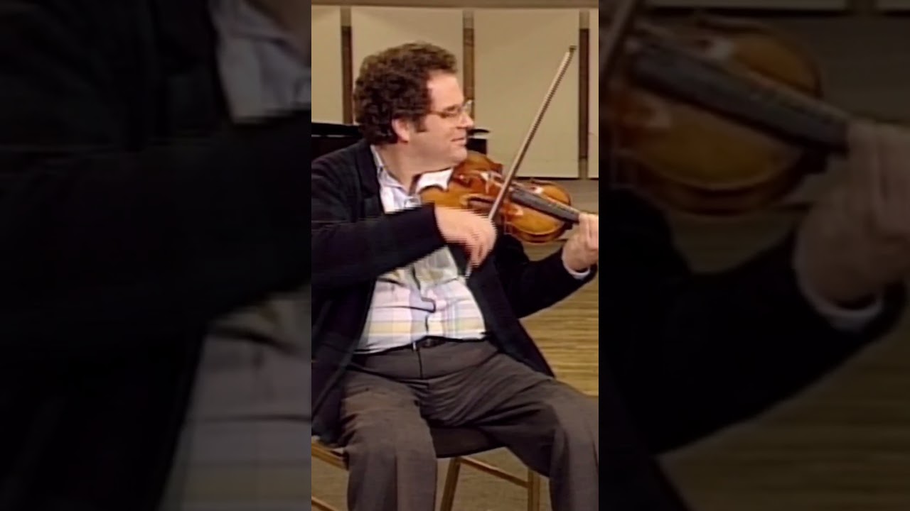 Itzhak Perlman Plays Yankee Doodle for #mrrogers #violinmusic #yankeedoodle #classicalmusiclover