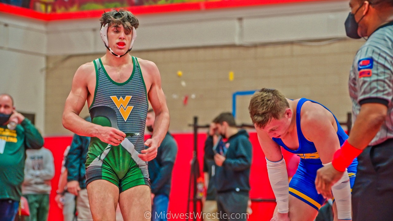 182 – Andrew Meister {G} of Waubonsie Valley IL vs. Max Pitura {R} of Sandburg IL