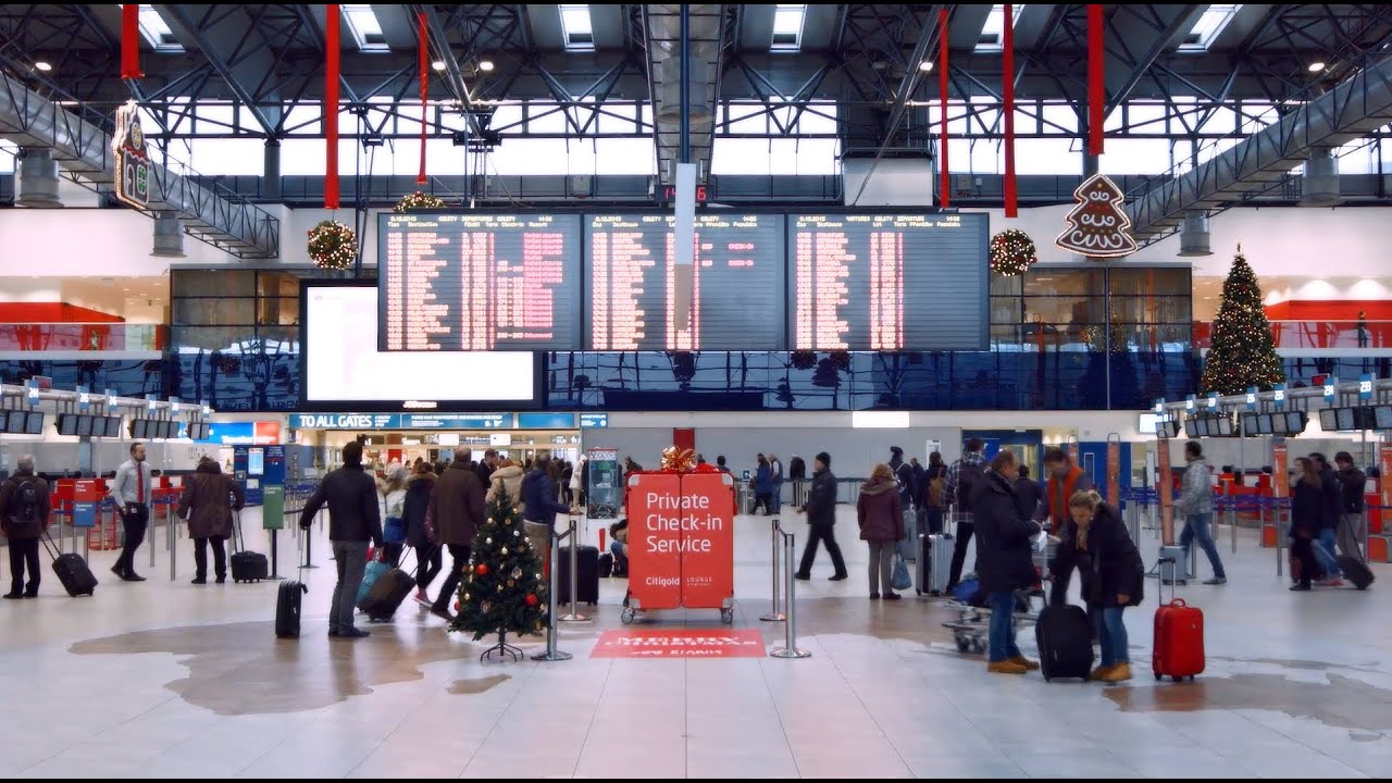 Vánoční překvapení na Letišti Praha | Christmas Surprise at Prague Airport