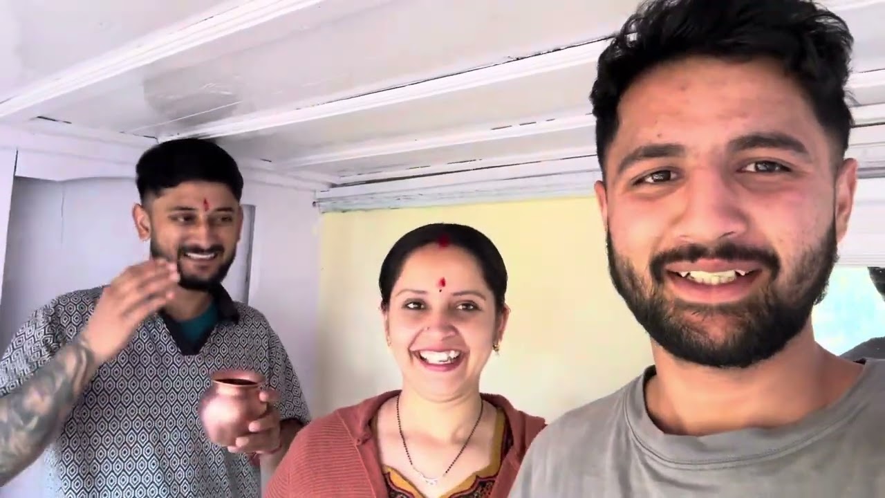 Apne sasural walo ky raz khol diye || humari gadi thok di kisine #kajalmogta #familyvlog 