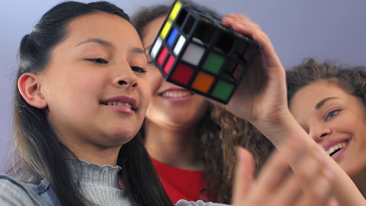 Introducing the New Rubiks Cage!