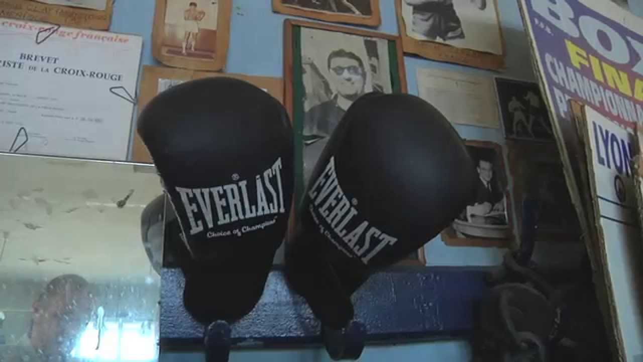 L 'escrime du poing. Boxing Club Saint-Louis