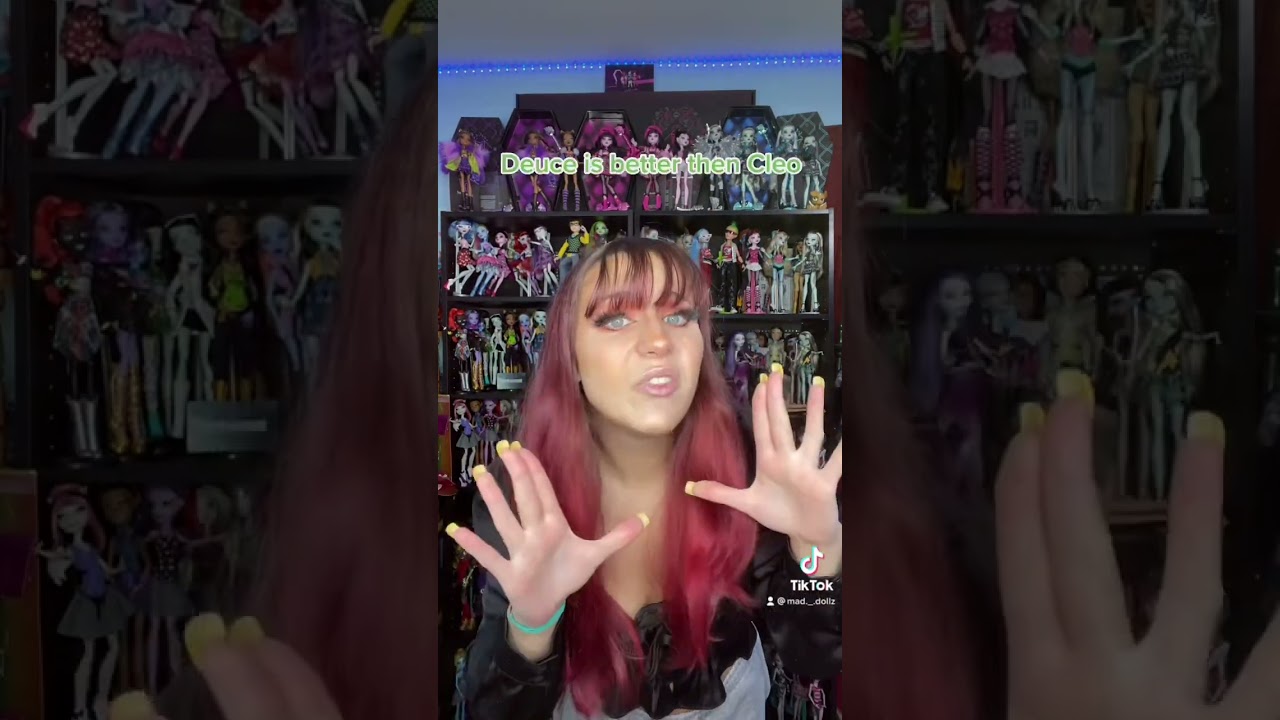 MONSTER HIGH CLEO DE NILE VS DEUCE GORGON!