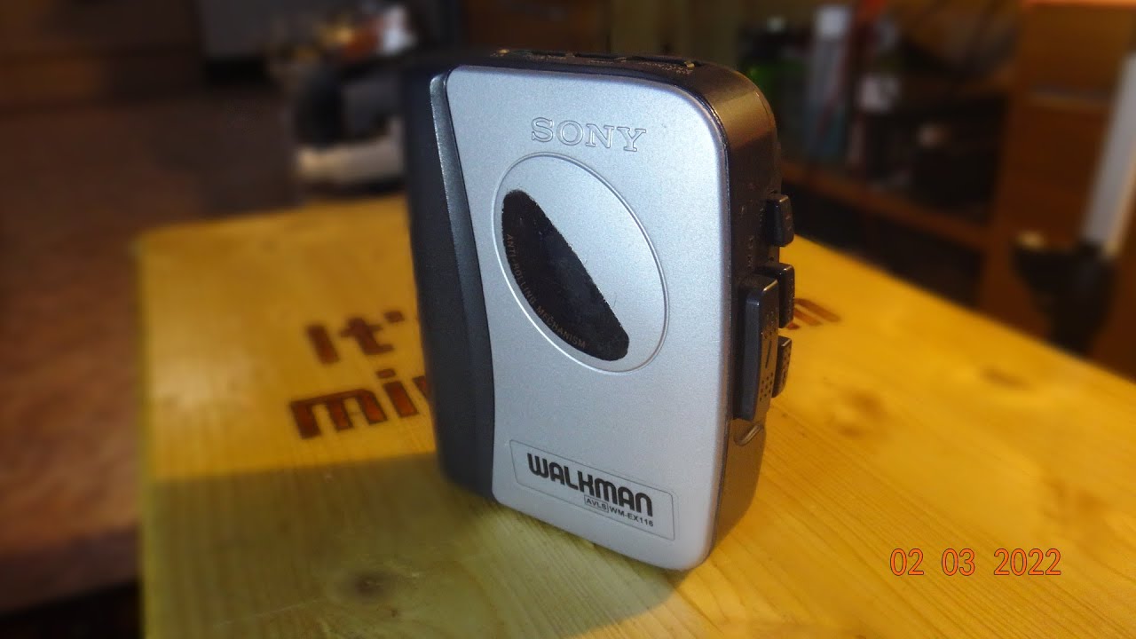 Sony WM-EX116. Кассетный плеер . Замена пассика, покраска.