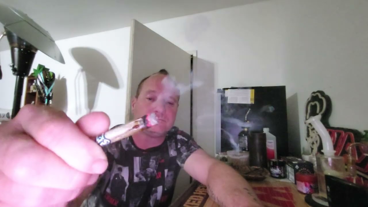 Rose 1.5g hash& diamond preroll by Sluggers total thc is 41.0 total sum of cannabinoids is 47.7