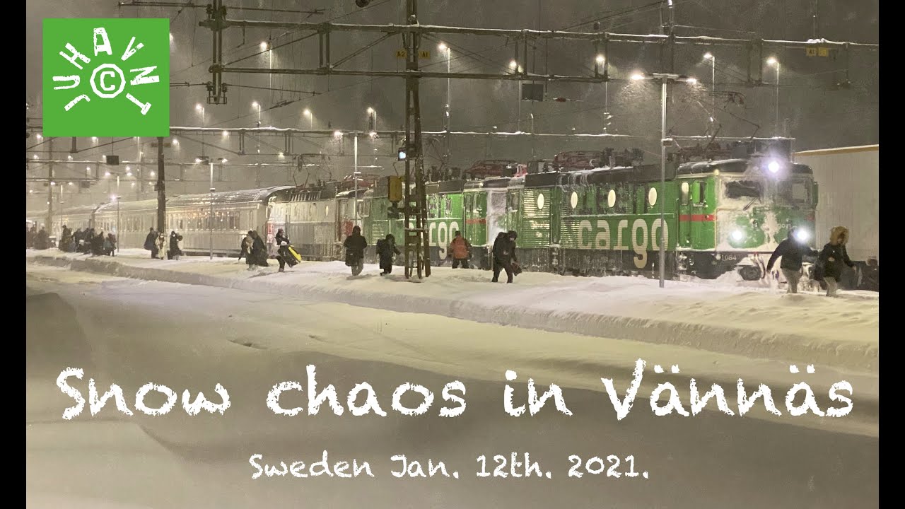 Snökaos i Vännäs - Snow chaos in Vännäs January 2021.