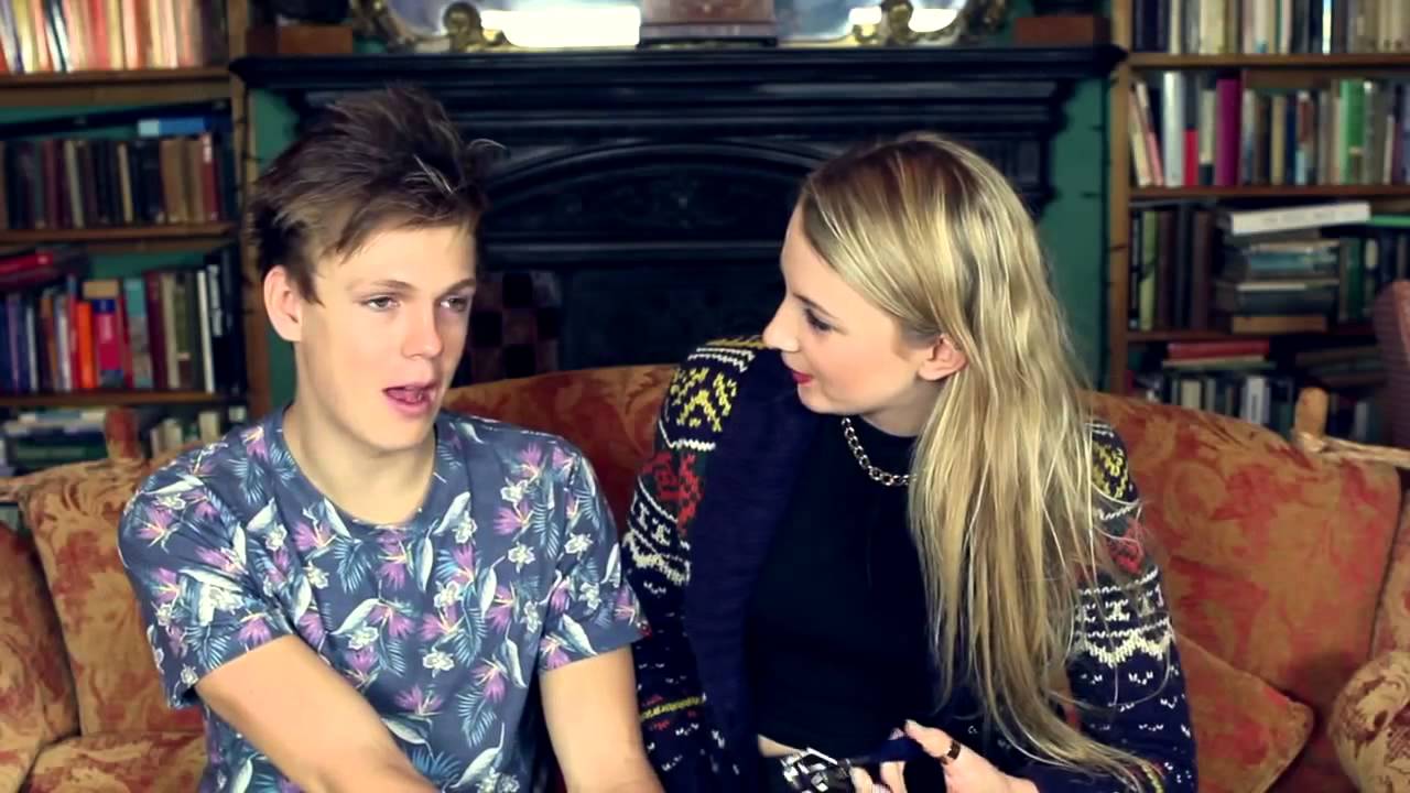 MY GIRLFRIEND DOES MY MAKEUP