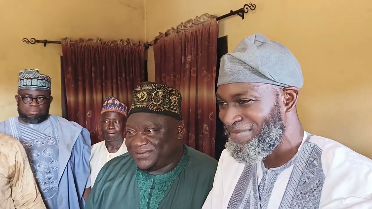 ACADIP Delegation, Led by Mallam Yusuf Adepoju Paid a Courtesy Visit to Khalifah Akewusola at Offa.