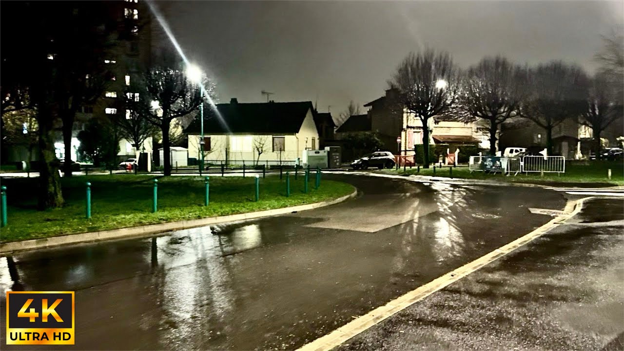 Night Walk in Reims, France | Rainy Streets, City Lights & Quiet Ambience | 4K