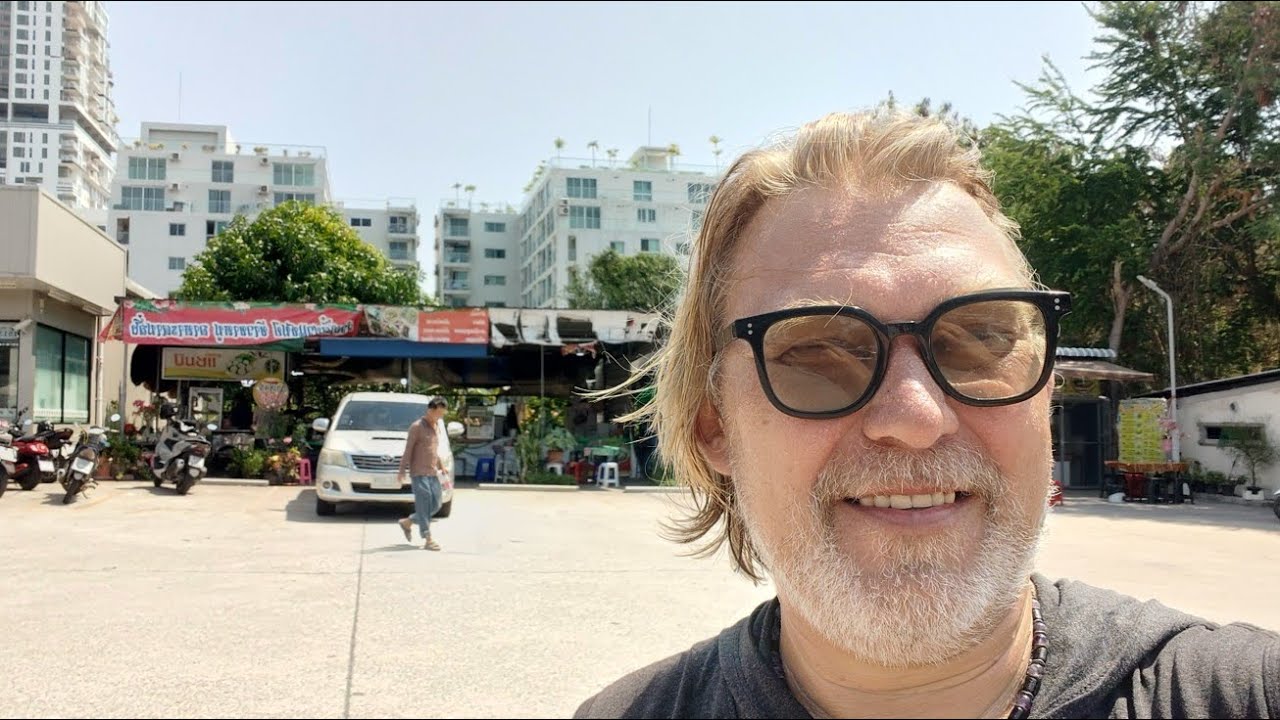 Набережная от Паттайя парка до Джомтьена. Обзор отеля Nirvana! 16.04.26.