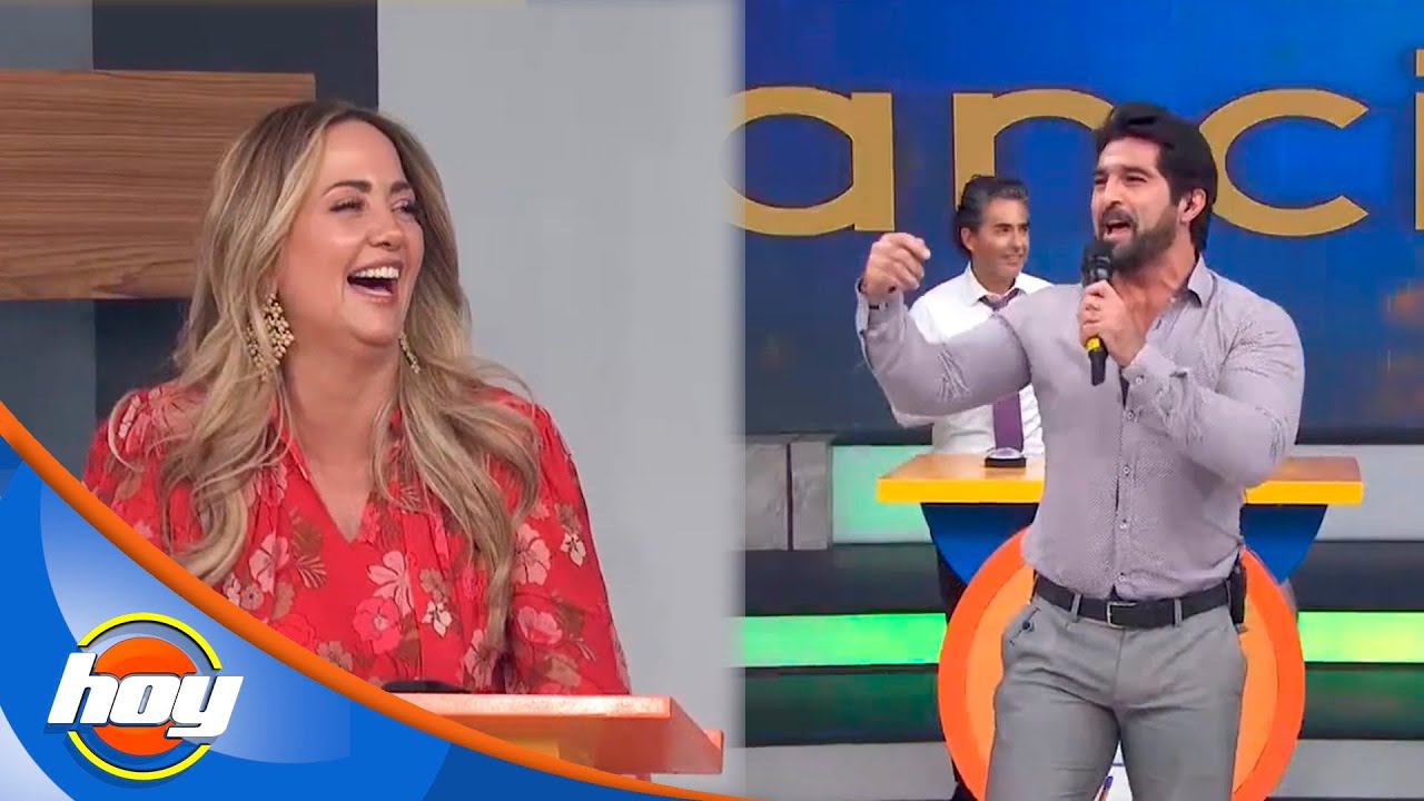 Andrea Legarreta le sopla la canción a Arturo Carmona | Canta la palabra | Hoy