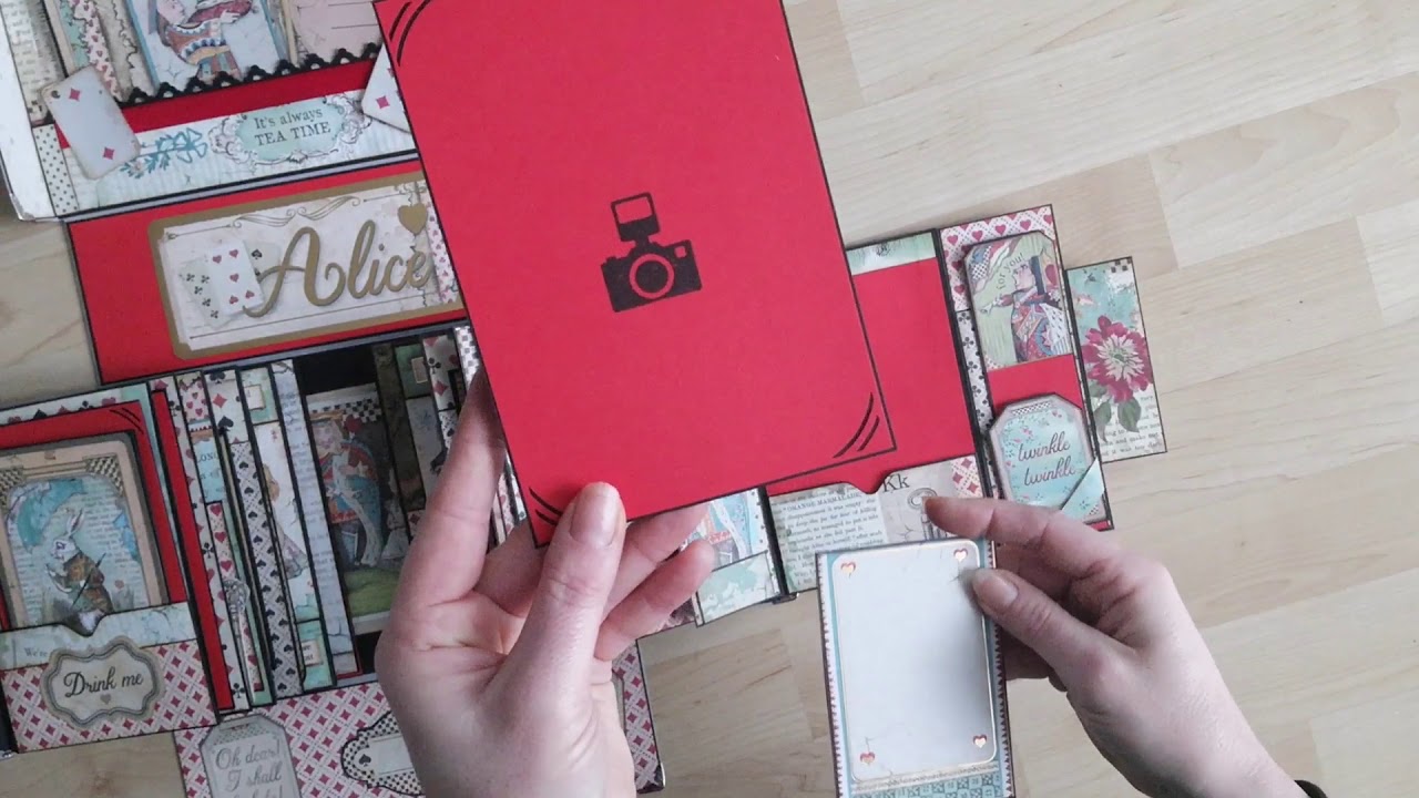 Album / Fotobox Alice im Wonderland Stamperia