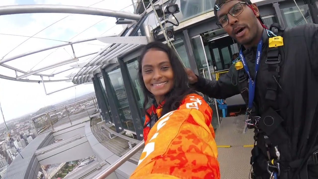 BUNGEE JUMPING - SKY TOWER, NEW ZEALAND 🇳🇿